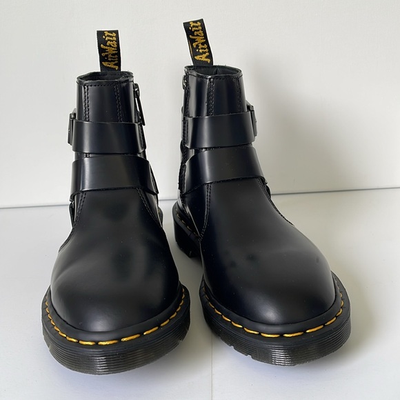 Dr. Martens Wincox Smooth Leather Buckle Boots Black Side Zip Women’s US 7 - Picture 5 of 9